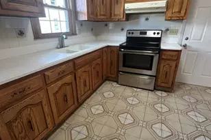 57 Avon Ave, Waterbury, CT 06708 - Photo 3