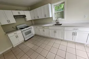 40 Adams Ave, Stamford, CT 06902 - Photo 5