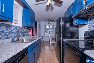 15 Woodsedge Dr, Newington, CT 06111 - Photo 7