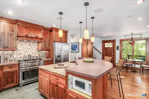 81 Lakeside Dr, Ridgefield, CT 06877 - Photo 5