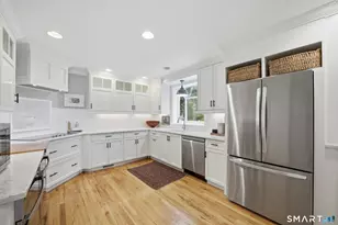53 Country Club Rd, Darien, CT 06820 - Photo 19