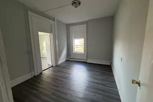 86 Edwards St, Hartford, CT 06382 - Photo 3
