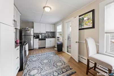 198 Washington Street, Wallingford, CT 06492 - Photo 17
