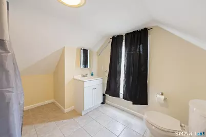 198 Washington Street, Wallingford, CT 06492 - Photo 25