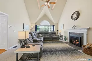 31 Bayberry Ln, New Milford, CT 06776 - Photo 3