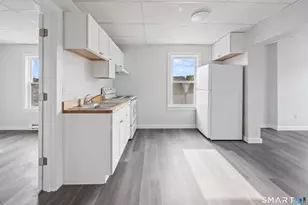 70 Center St, Wallingford, CT 06492 - Photo 5