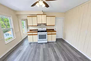 7 Rockwood Ave, Ansonia, CT 06401 - Photo 7