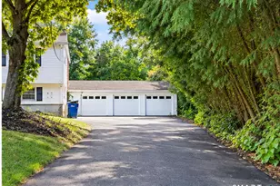 23 Coach Cir, Windsor, CT 06095 - Photo 3