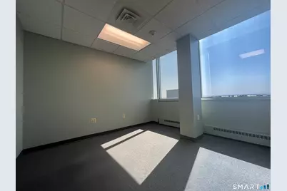 100 Retreat Avenue #903, Hartford, CT 06106 - Photo 5