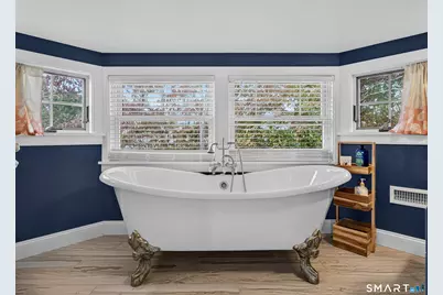 72 Smith Street, East Lyme, CT 06357 - Photo 19