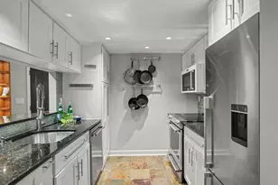 127 Greyrock Pl, Stamford, CT 06901 - Photo 7