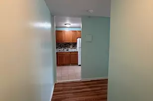 153 Bull Hill Ln, West Haven, CT 06516 - Photo 3