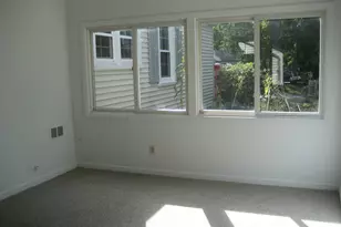 60 Mohegan Rd, Norwich, CT 06360 - Photo 13