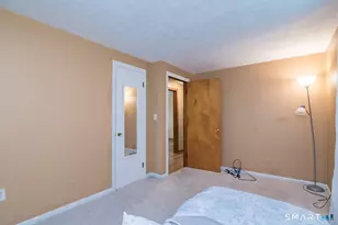 10 Sun St, Enfield, CT 06082 - Photo 15