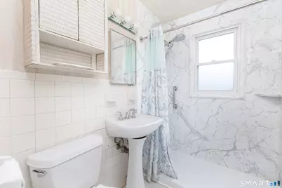 28 Elmhurst Street, West Hartford, CT 06110 - Photo 23