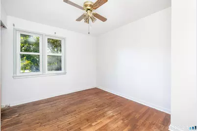28 Elmhurst Street, West Hartford, CT 06110 - Photo 31