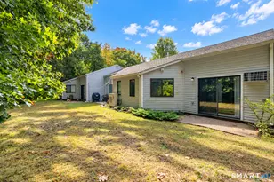 10 Knoll Ln, Simsbury, CT 06089 - Photo 23