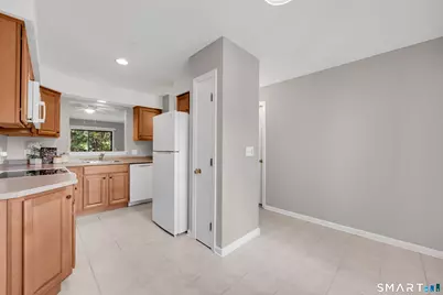10 Knoll Lane #10, Simsbury, CT 06089 - Photo 5
