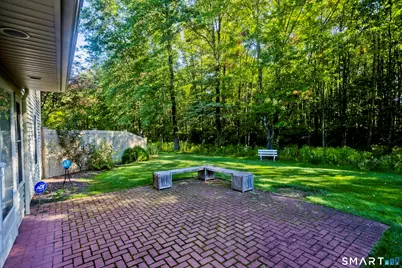 1980 Oak Street, Suffield, CT 06093 - Photo 35