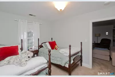 1980 Oak Street, Suffield, CT 06093 - Photo 33