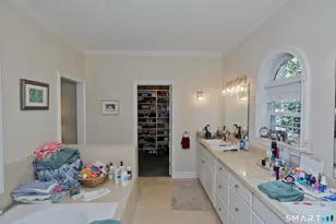 1980 Oak St, Suffield, CT 06093 - Photo 23