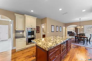 15 Wedgewood Ct, Newtown, CT 06470 - Photo 11