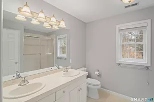 15 Wedgewood Ct, Newtown, CT 06470 - Photo 33
