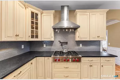 15 Wedgewood Court, Newtown, CT 06470 - Photo 15
