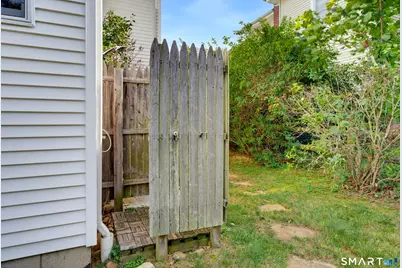 10 Wilford Road, Branford, CT 06405 - Photo 35