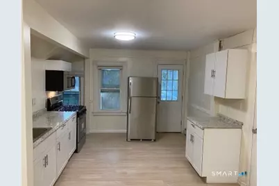 96 Hill Street, Waterbury, CT 06704 - Photo 7