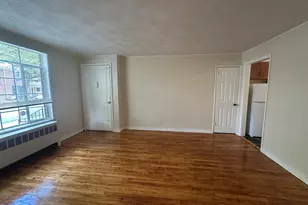 164 Virginia Ave, Bridgeport, CT 06610 - Photo 9