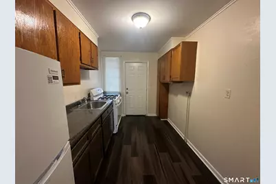 164 Virginia Avenue #B, Bridgeport, CT 06610 - Photo 5