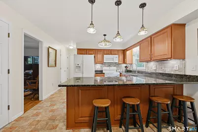 27 Danvers Road, New Milford, CT 06776 - Photo 7