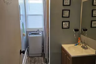 98 Russ St, Hartford, CT 06106 - Photo 25