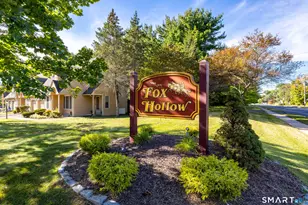 53 Fox Hollow Dr, Windsor Locks, CT 06096 - Photo 3