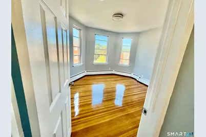 39 Pawtucket Street #3W, Hartford, CT 06114 - Photo 3