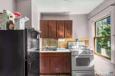 71 Central Avenue, East Hartford, CT 06108 - Photo 5