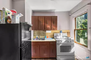 71 Central Ave, East Hartford, CT 06108 - Photo 5