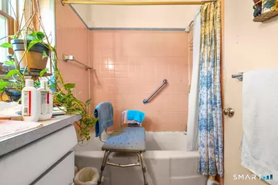 71 Central Avenue, East Hartford, CT 06108 - Photo 31
