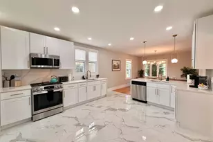 96 Roydon Rd, New Haven, CT 06511 - Photo 5