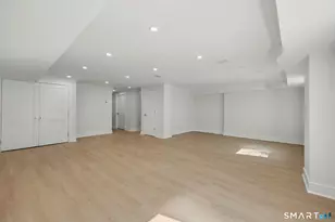8 Somerset Ln, Greenwich, CT 06878 - Photo 29
