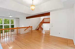 8 Sierra Way, Danbury, CT 06810 - Photo 3