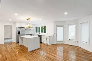 8 Sierra Way, Danbury, CT 06810 - Photo 5