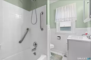 185 Columbus Ave, Meriden, CT 06451 - Photo 13