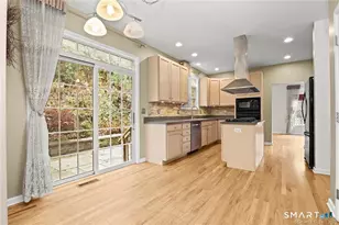 22 Apollo Rd, Bethel, CT 06801 - Photo 11