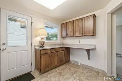 120 White Street, Manchester, CT 06042 - Photo 13