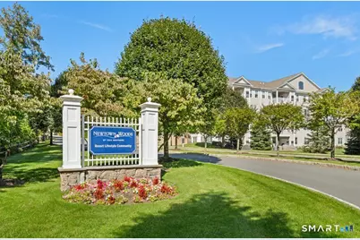 632 Brookside Court #632, Newtown, CT 06470 - Photo 27