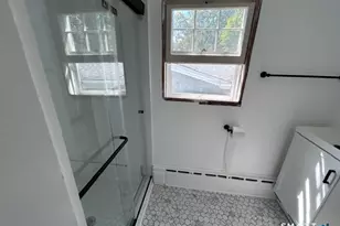 104 Boston St, Guilford, CT 06437 - Photo 7