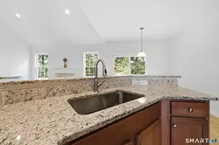 82 Barkledge Dr, Newington, CT 06111 - Photo 7