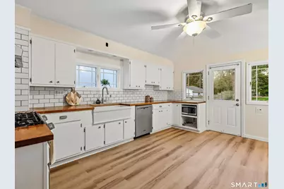 1566 Whitney Avenue, Hamden, CT 06517 - Photo 11